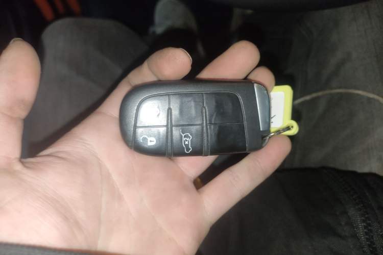 Used Jeep Renegade 2021 220T Automatic Elite Edition Interior 1