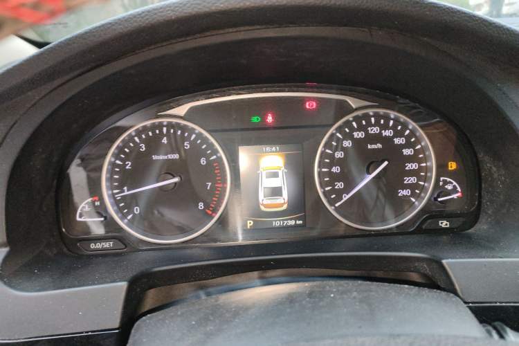 Used Geely Auto Emgrand GT 2015 1.8T Flagship Model