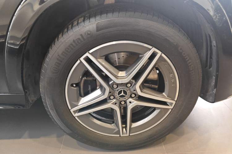 Used Mercedes-Benz GLE 2024 GLE 450 4MATIC AMG Line
