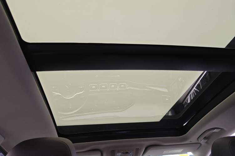 Used Mercedes-Benz GLE 2020 Restyled GLE 350 4MATIC Fashion Edition Headliner