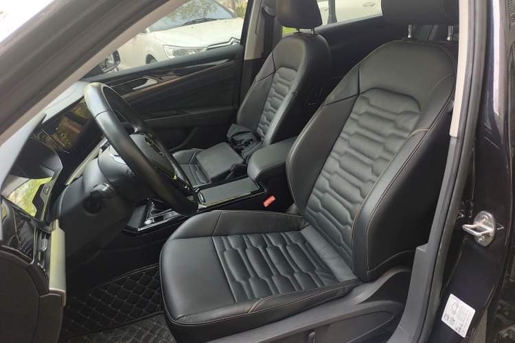 Used Volkswagen Passat 2021 330TSI Elite Edition Left Front Seat