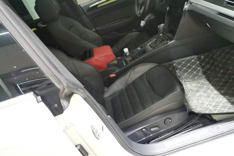 Used Volkswagen FAW-Volkswagen CC 2023 380TSI Striking Edition