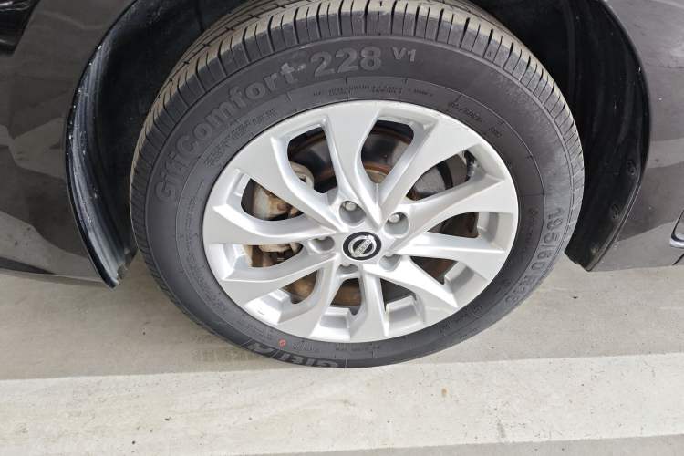 Used Nissan Sylphy 2016 1.6XV CVT Smart Enjoyment Version Left Front Wheel Hub