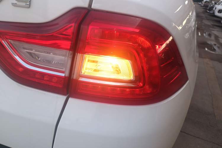 Used Brilliance V3 2017 1.5L Manual Comfort Model
