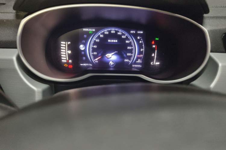 Used Geely Auto Emgrand X7 Sport 2018 Sport Edition 1.8TD Automatic Two-Wheel Drive Smart Model
