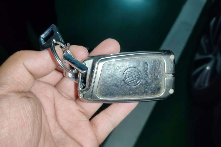 Used Volkswagen Passat New Energy 2022 430 PHEV Hybrid Luxury Edition Vehicle Key