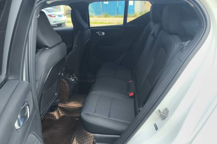 Used Volvo XC40 2021 T3 Smart & Stylish Edition Left Rear Seat