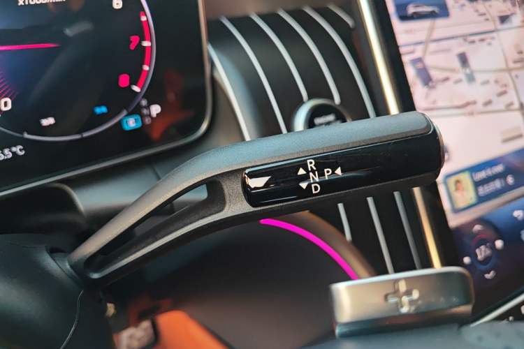 Used Mercedes-Benz GLC 2024 GLC 300 L 4MATIC Dynamic Edition 5-seater