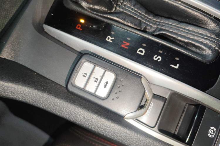 Used Honda Civic 2016 180TURBO CVT Comfort Version
