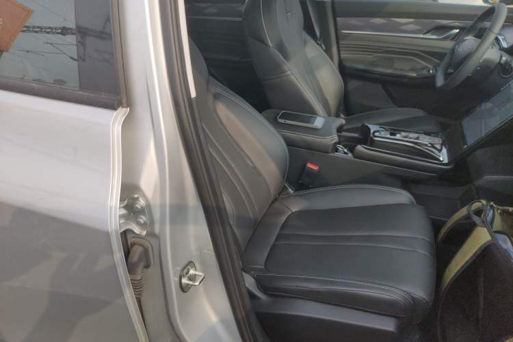 Used Dongfeng Aeolus Mage 2023 1.5T Luxury Edition