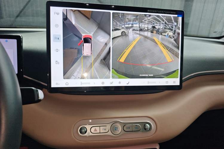 Used BYD Seagull 2025 Smart Drive Version 305 km Freedom Edition Audio And AC Panel