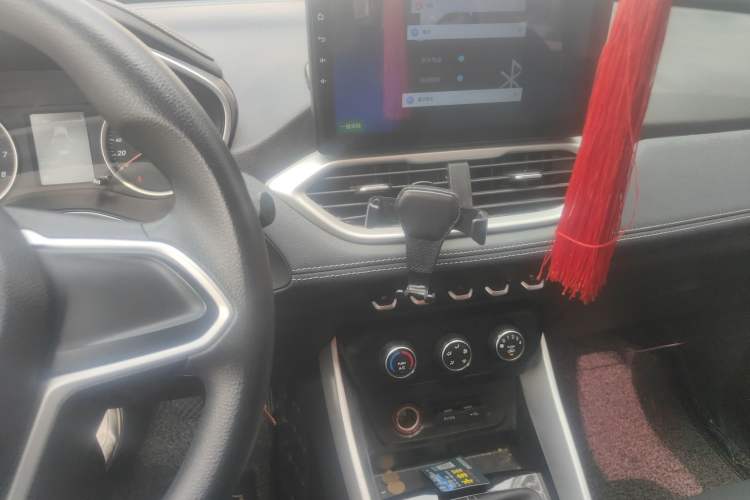 Used Baojun 530 2019 1.5T Manual Comfort Version 7 Seats China V Emission Standard
