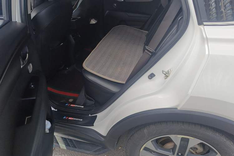 Used Kia Sportage R 2018 2.0L Automatic Smart Luxury Version China V Standard Left Rear Seat