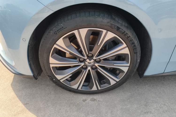 Used Nio ET5T 2023 75 kWh Touring