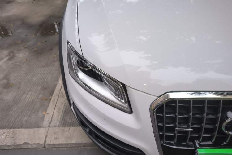 Used Audi Q5 2018 Collector's Edition 40 TFSI Technology Model