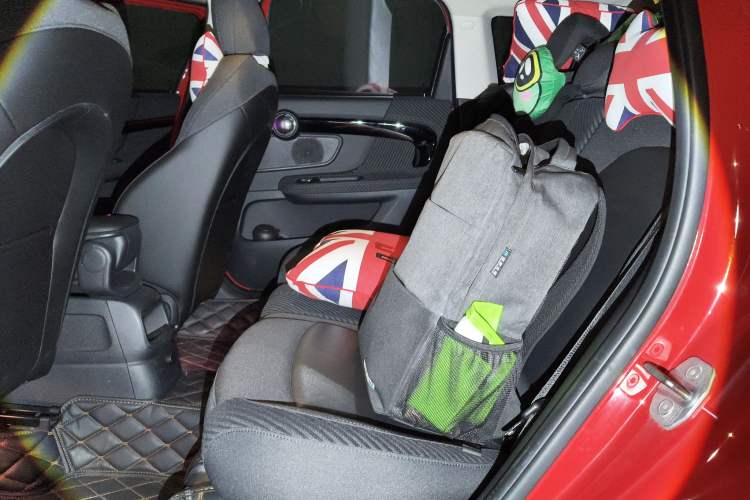 Used MINI Countryman 2017 1.5T COOPER ALL4 Very Holiday Edition Chili Red