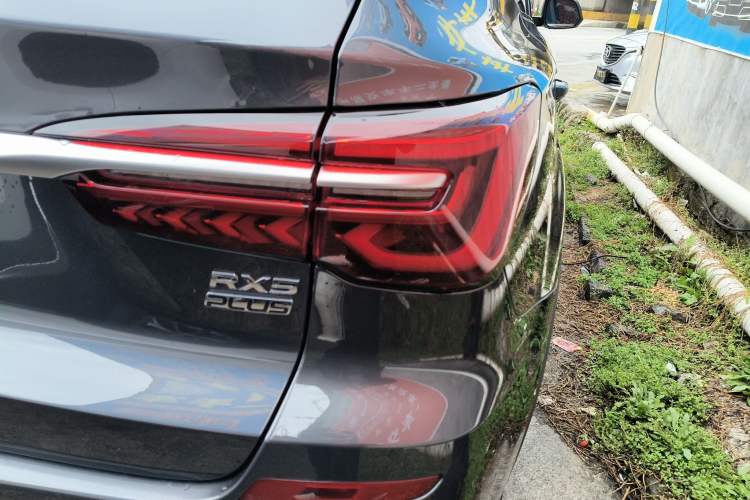 Used Roewe RX5 2023 PLUS 330TGI Automatic Trendsetting Smart Edition
