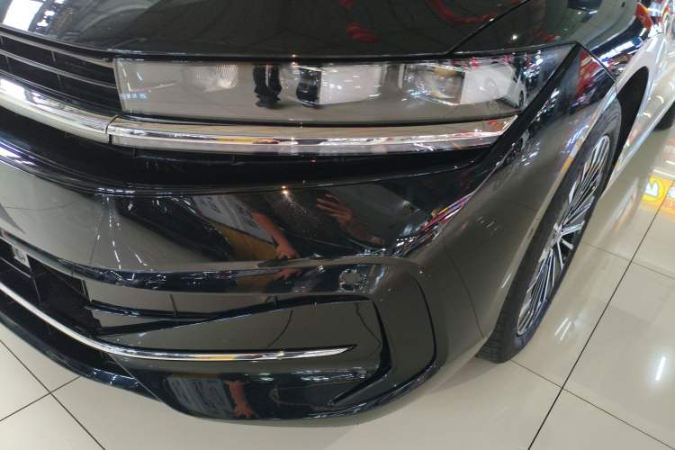 Used Volkswagen Magotan 2024 380TSI DSG Prestige Edition DaMai Package