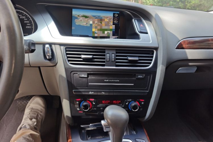 Used Audi A4L 2010 2.0 TFSI Technology Edition