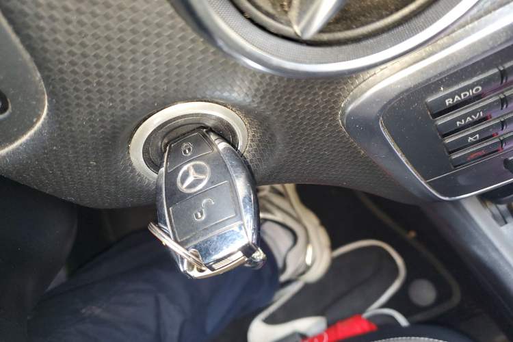 Used Mercedes-Benz A-Class 2013 A 200 Urban Edition Vehicle Key