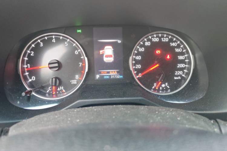 Used Toyota Wildlander 2021 2.0L CVT Two-Wheel Drive Luxury Edition Odometer Close Up