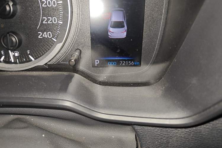 Used Toyota Corolla 2021 1.2T S-CVT Elite PLUS Edition Odometer Close Up