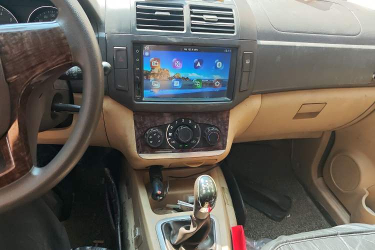 Used BAIC Weiwang M30 2015 1.5L Basic Version DAM15 Audio And AC Panel