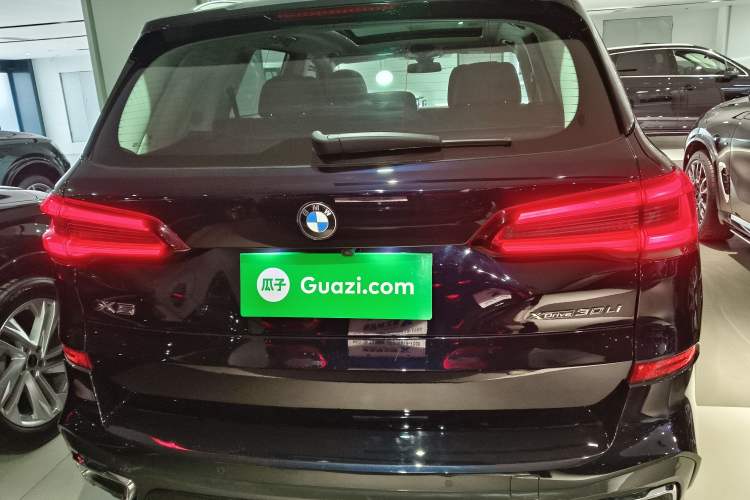 Used BMW X5 2022 Restyled xDrive 30Li Luxury Version M Sport Package