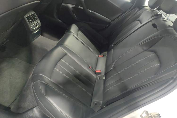 Used Audi A4L 2023 40 TFSI Luxury Dynamic Model