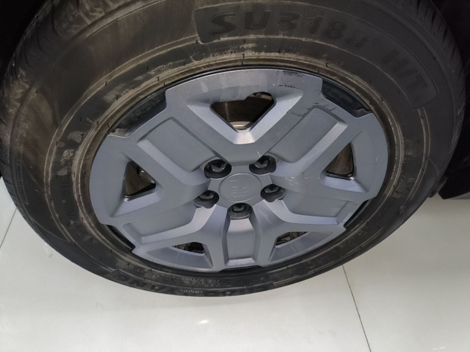 BYD Yuan UP 2025 Model 301KM Leading Version — снимка 11