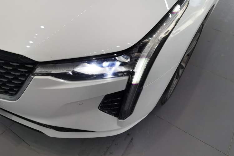 Used Cadillac CT4 2021 28T Luxury Model Left Front Headlight