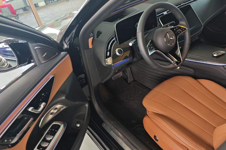 Used Mercedes-Benz E-Class 2024 E 300 Fashion Sport Edition