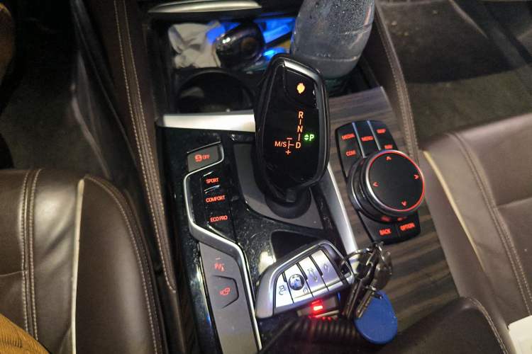 Used BMW 5 Series 2018 530Li Luxury Edition Premium Package
