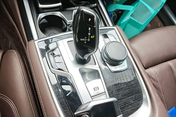 Used BMW 7 Series 2017 730Li Leading Model
