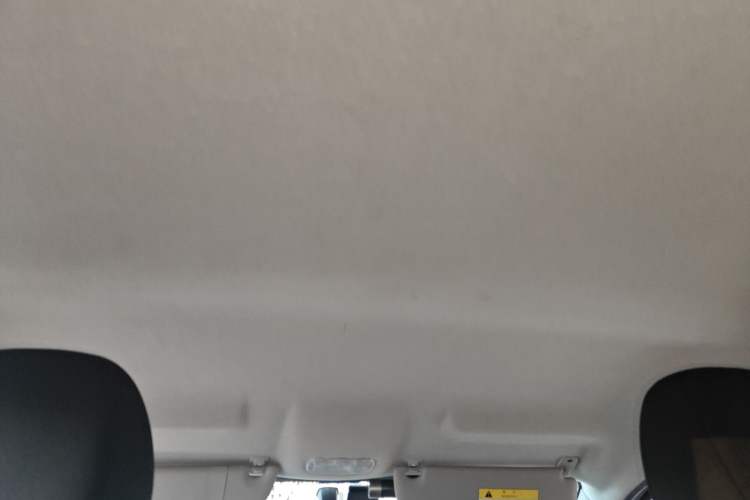 Used Peugeot 301 2016 1.6L Manual Comfort Edition Headliner