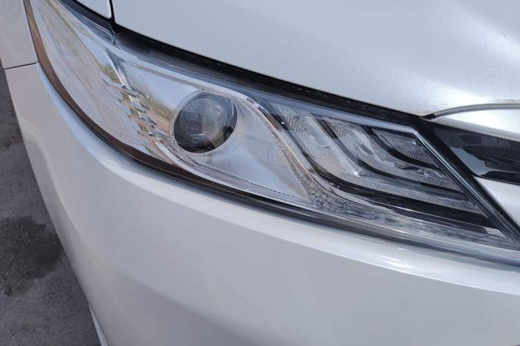 Used Toyota Camry 2019 Revised Version 2.0G Luxury Edition