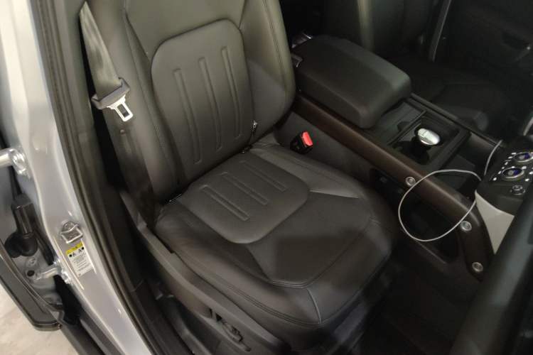 Used Land Rover Defender 2020 110 P400 SE