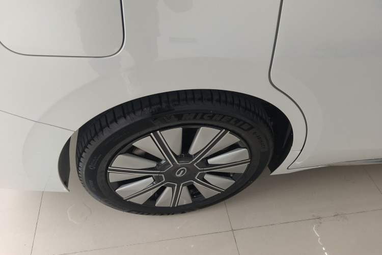 Used GAC Trumpchi E8 New Energy 2024 150km Dragon Roar Starry Night+