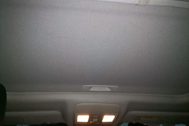 Used Mazda 3 Axela 2017 Sedan 1.5L Automatic Luxury Model China VI Standard
