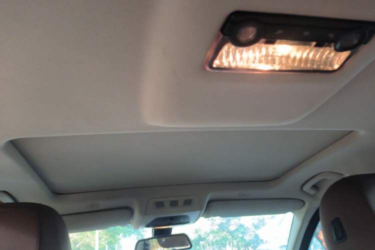 Used BMW 5 Series 2017 520Li Elegant Edition
