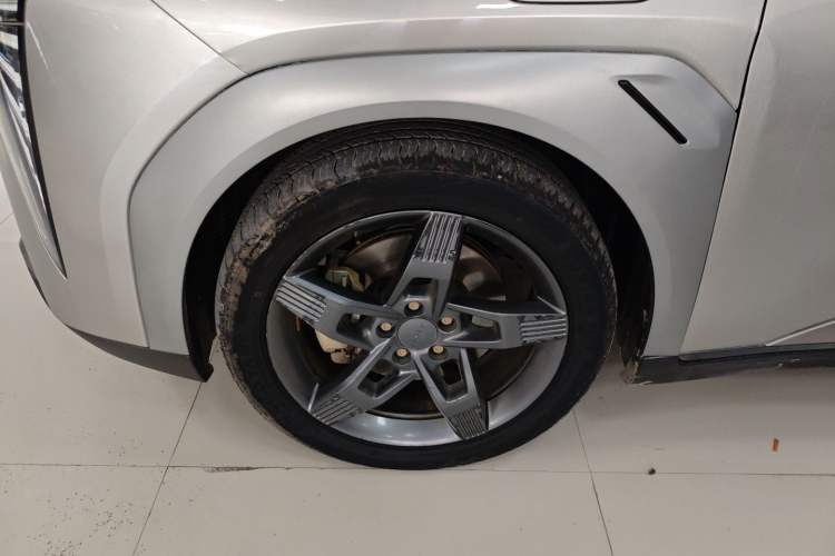 Used AION Y 2023 Plus 510 Tech Edition Exterior 4