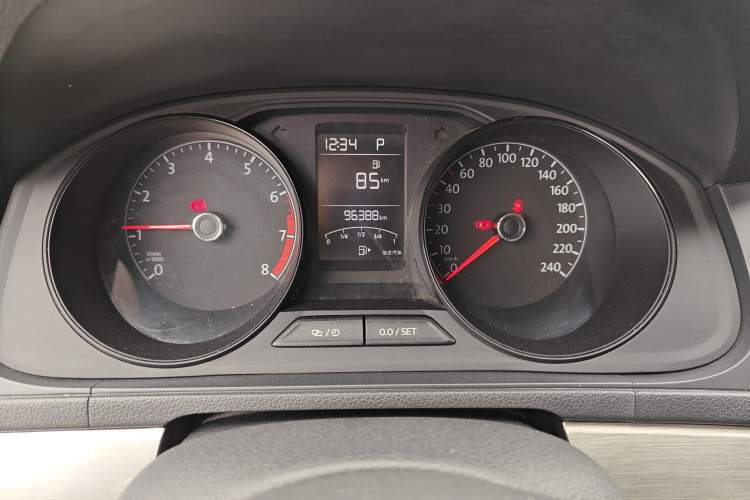 Used Volkswagen Gran Lavida 2017 1.6L Automatic Fashion Edition
