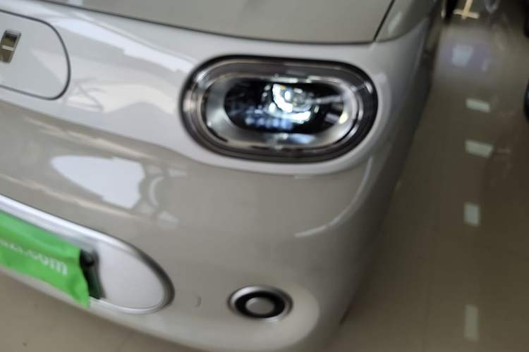 Used Wuling Hongguang MINIEV 2024 3rd Generation 215km Youth Edition Left Front Headlight