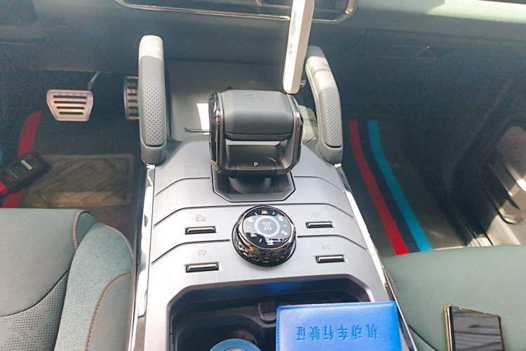 Used JETOUR Traveler 2023 2.0T All-Wheel-Drive CrossPRO
