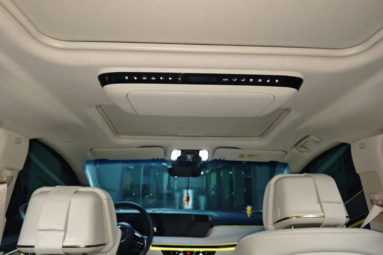 Used Buick GL8 New Energy 2024 Lu Zun Luxury Edition 7-Seater Headliner