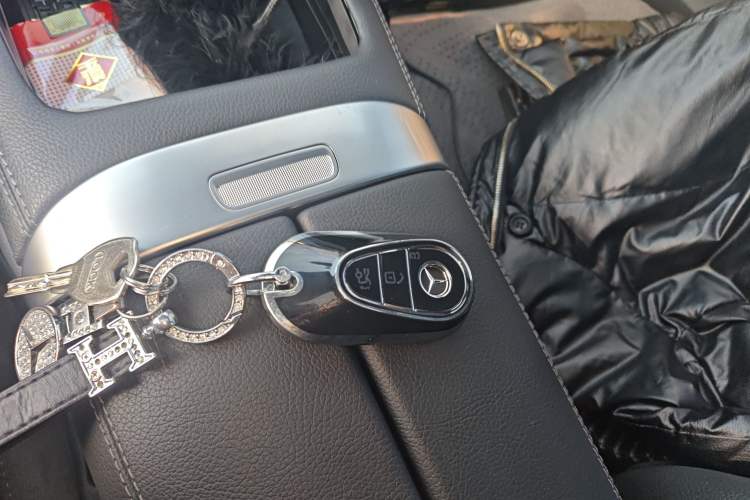 Used Mercedes-Benz GLC 2025 GLC 260 L 4MATIC Luxury Model
