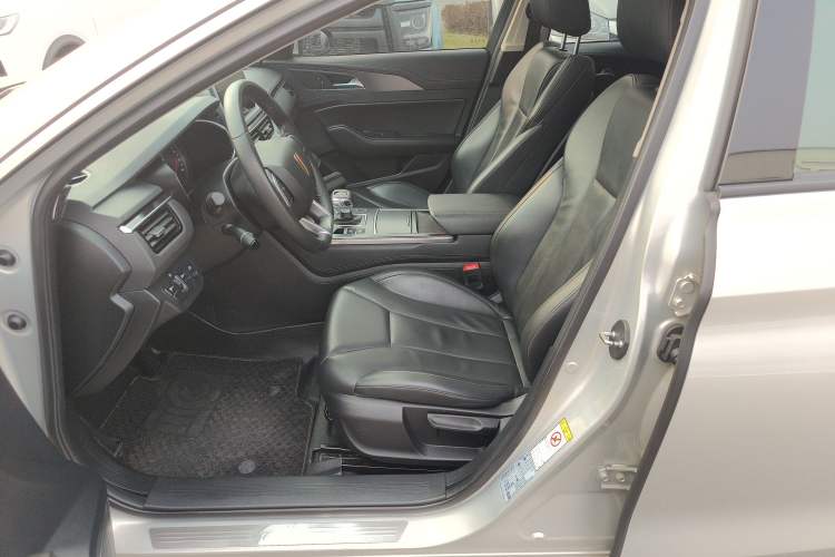 Used Hongqi H5 2022 Classic Model Facelift 1.5T DCT Qiyun Edition
