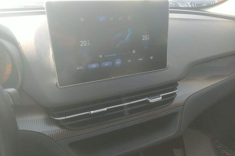 Used Hongqi E-QM5 2023 Revised Version Basic Travel Edition
