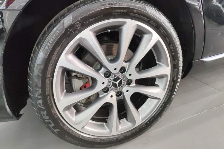 Used Mercedes-Benz E-Class 2018 E 300 L Stylish Model
