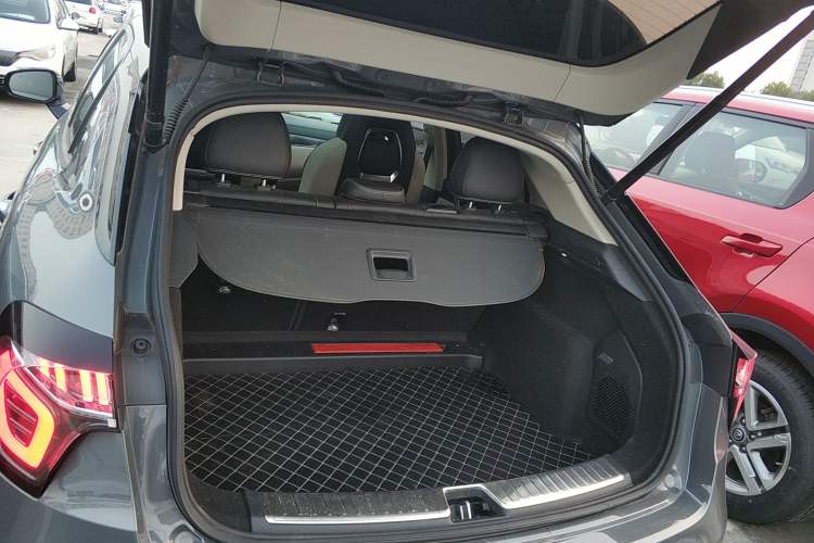 Used Lynk & Co 02 2020 High-Energy Edition 2.0T Automatic Two-Wheel Drive Shine Pro Edition